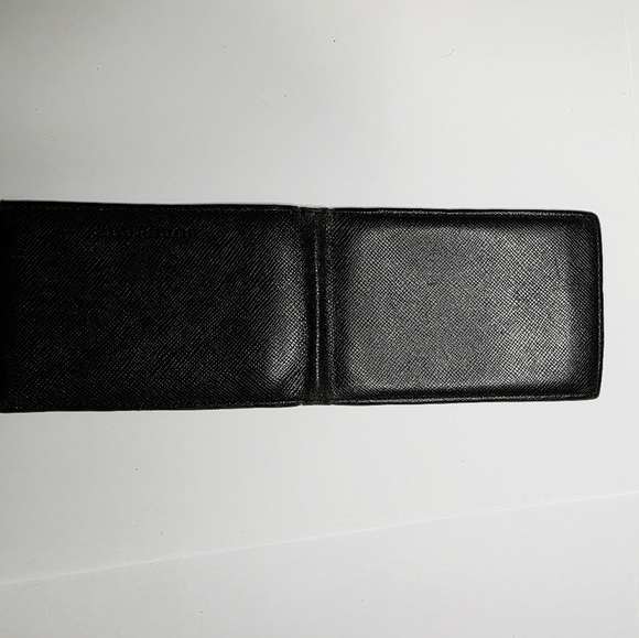 Black Leather WalletBurberry Black Leather Card Holder - Picture 9 of 9